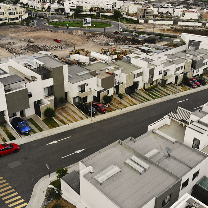 URBANIZACIÓN, CONDOMINIO ENTRECIELOS